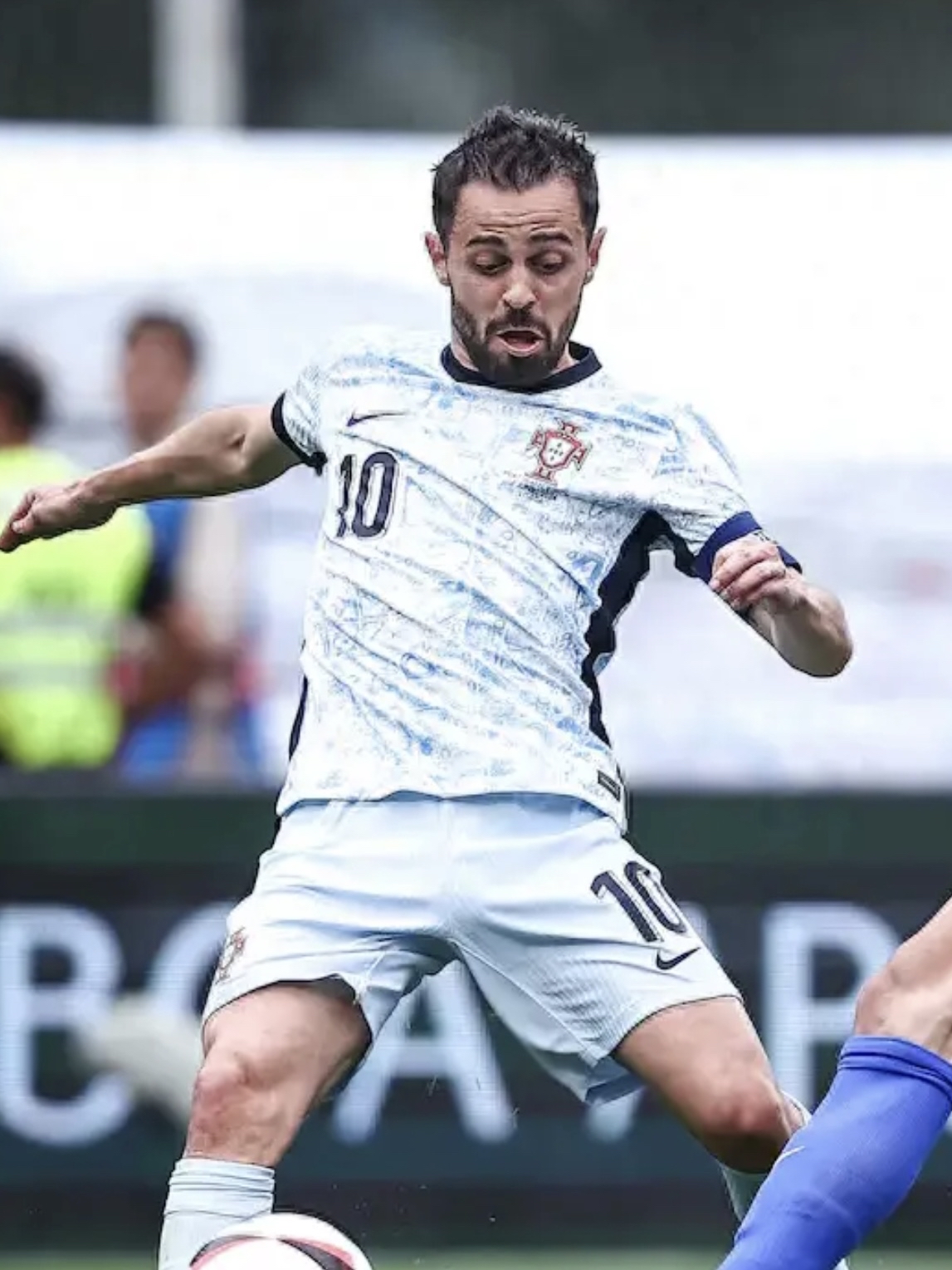 比利时爆冷巴黎，弗拉霍维奇统治全场的简单介绍