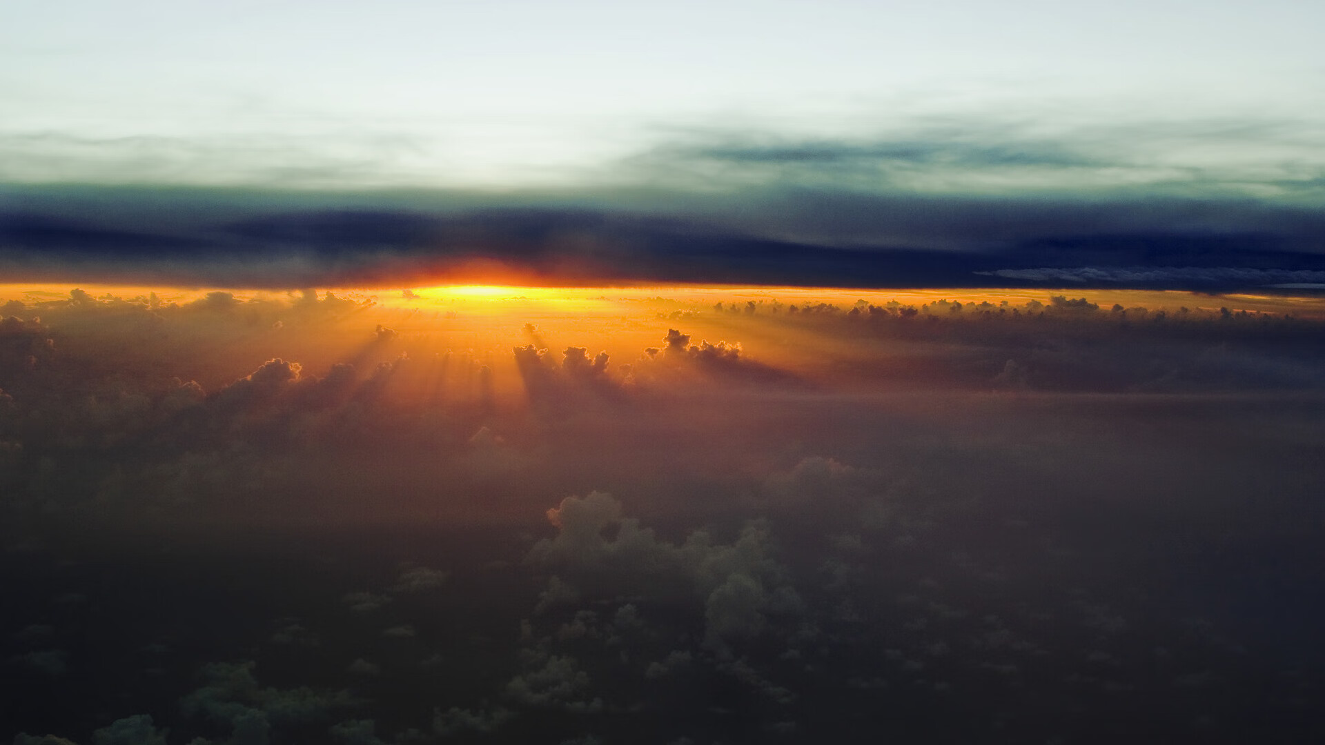 沙特的金元巨浪，C罗关键一击，那不勒斯王朝梦碎的足球新纪元序章